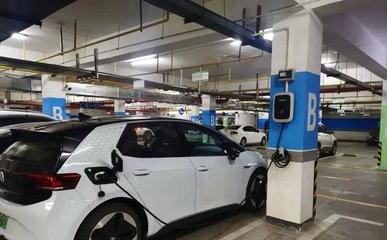 無固定車位也能安裝新能源充電樁 實(shí)用策略與政策解讀